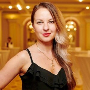 Пілот Золотоноша Валерія